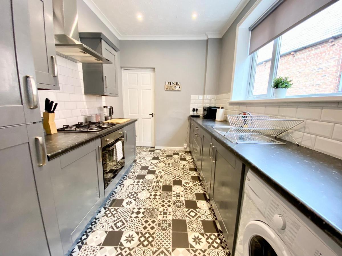 3 Queen Alexandra Road Норт Шийлдс Екстериор снимка